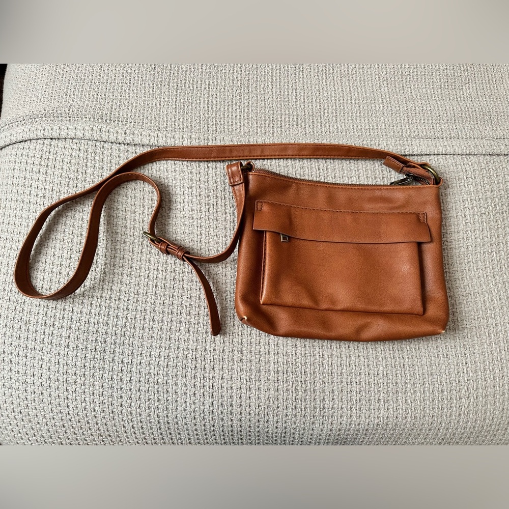 Universal Thread Crossbody Bag